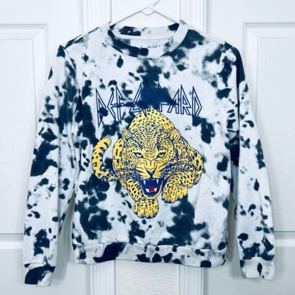 Def Leppard Tie Dyed Crewneck Sweatshirt White Grey Yellow Leopard Band Tee XS - Picture 10 of 10